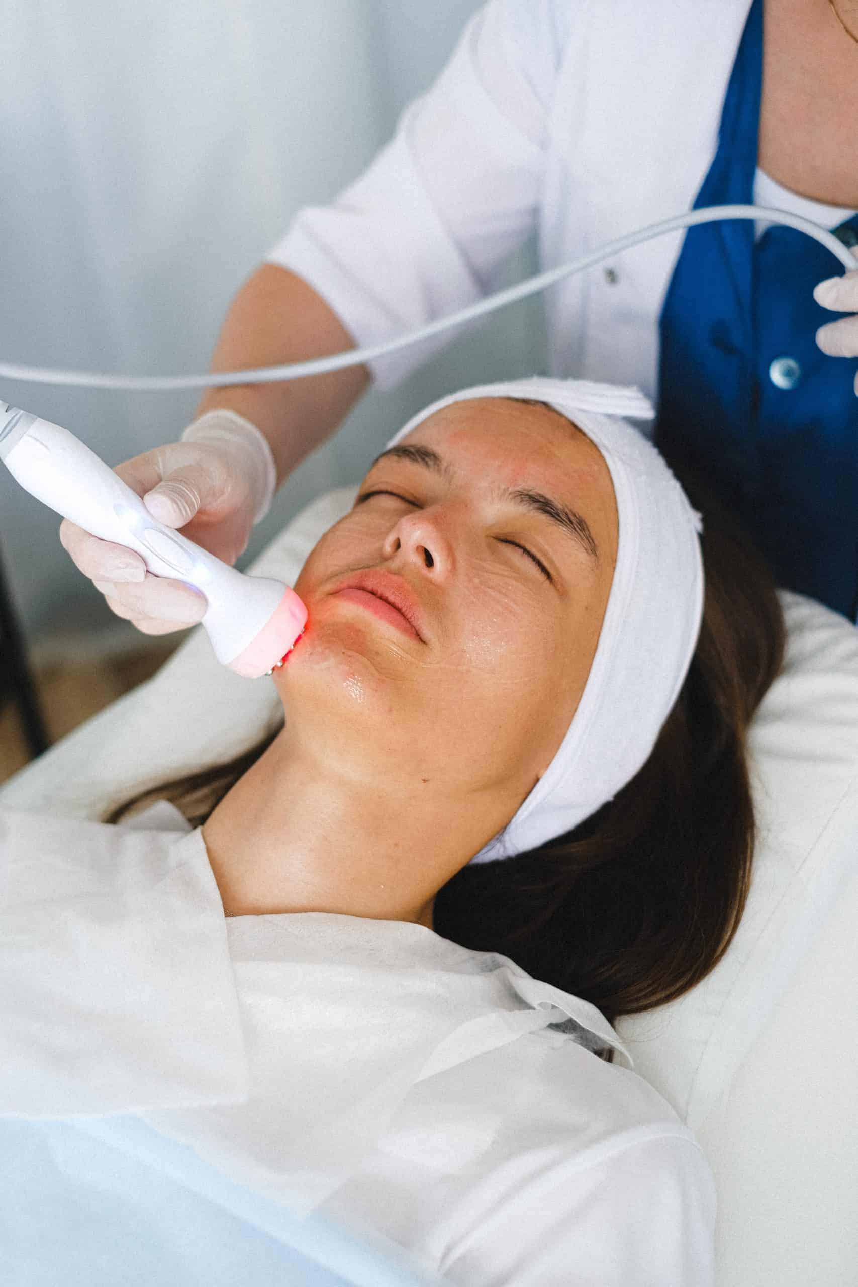 How does fractional laser work? This is important to know before the procedure