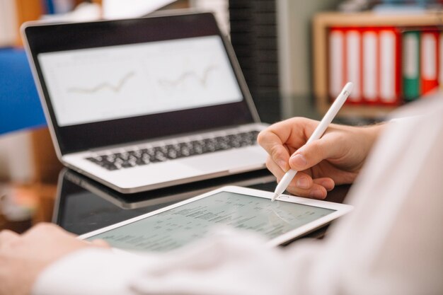 Mastering Financial Reporting with Online IFRS Courses