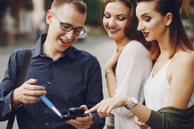 How Does Pay Per Install Work in Affiliate Marketing?