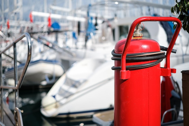 How Can a Universal Fire Extinguisher Enhance Home Safety?